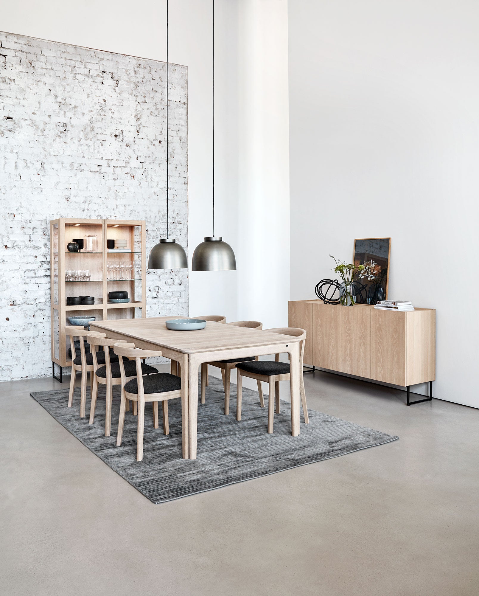 Sm27 Tisch Nussbaum Lack