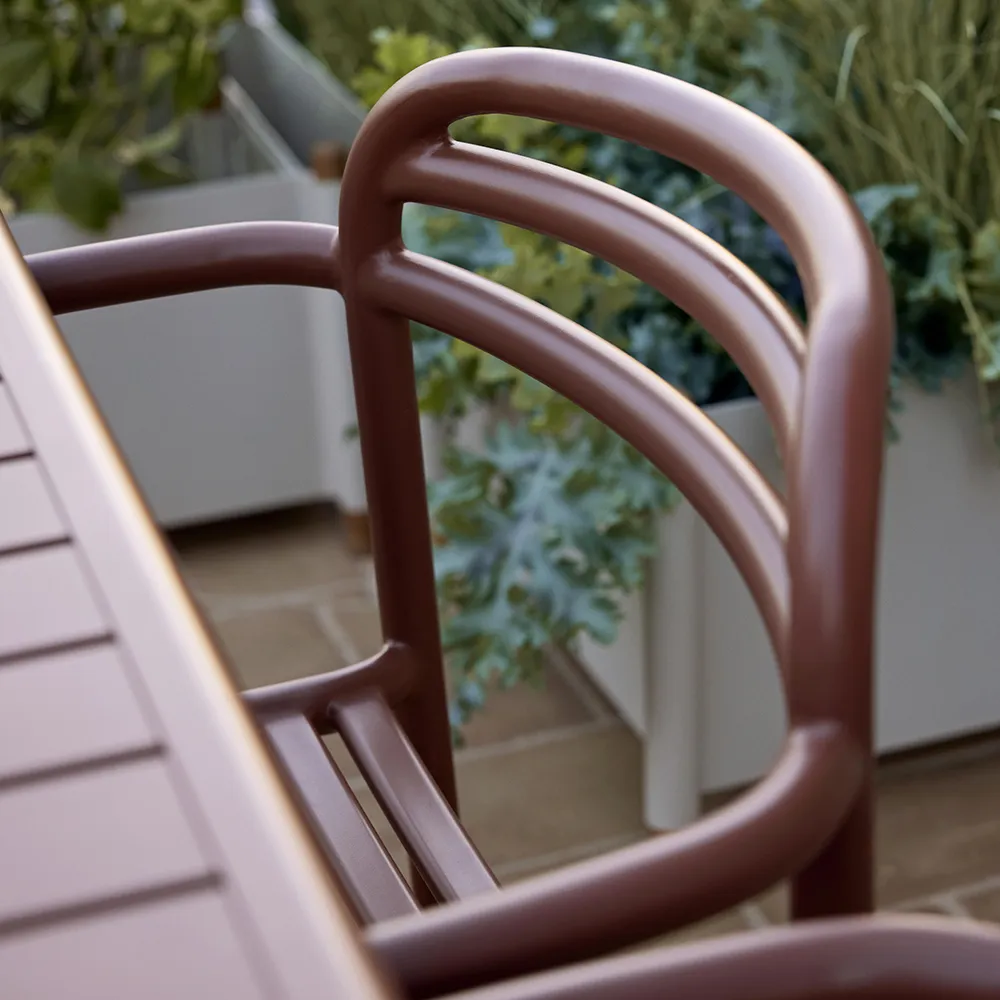 Bliss Stuhl mit Armlehne Desert red