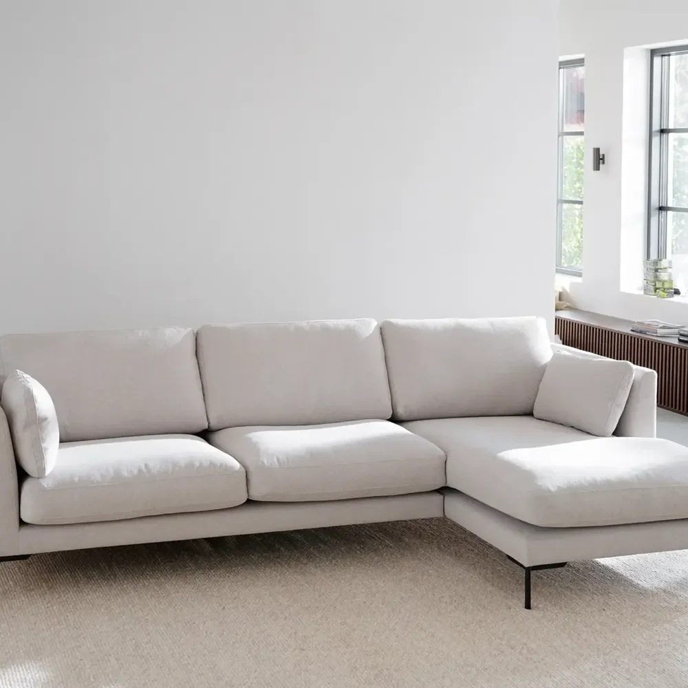 Corwin Sofa 3,5-Sitzer mit Chaiselongue rechts Stoff Rita hellbeige