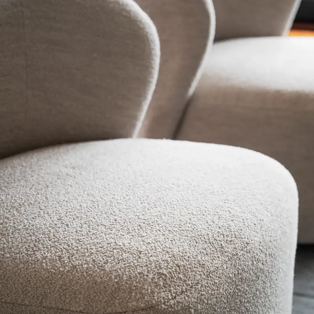 Roselawn Drehsessel in Hellbeige