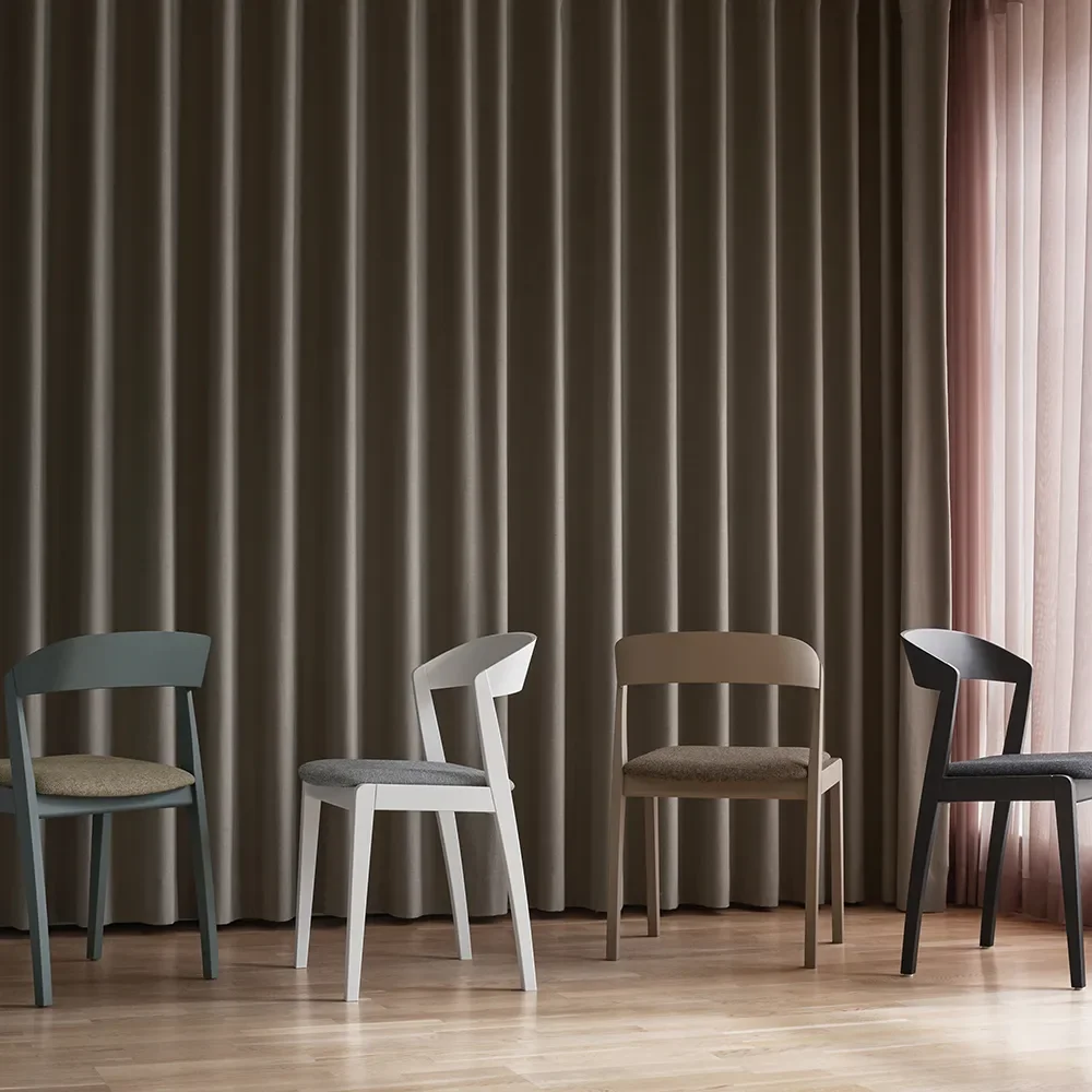 SM825 esszimmerstuhl Cat 1 Muskat lackierte Buche