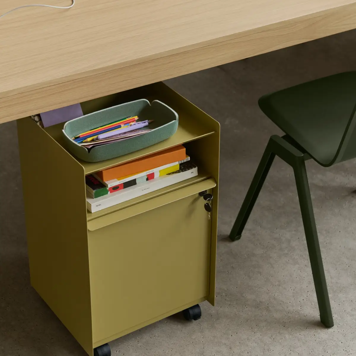 Folded Trolley H 61,5 cm mit Schublade – Bark Beige-Grün