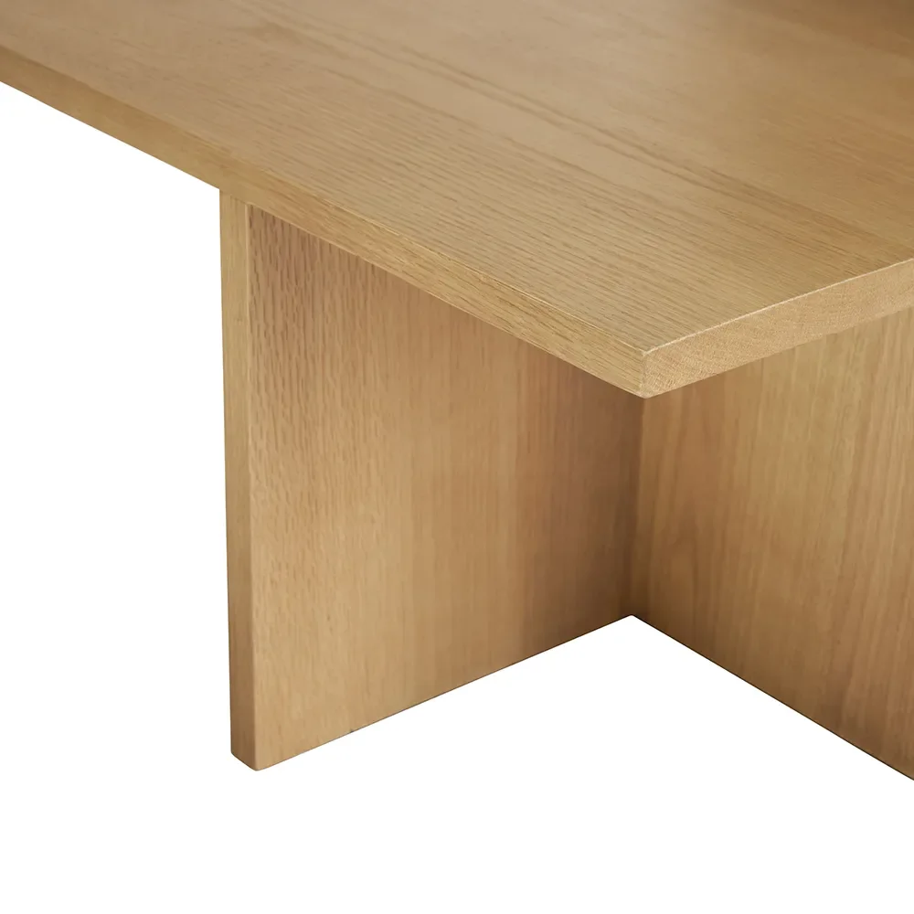 Brutus Couchtisch – Eiche natur