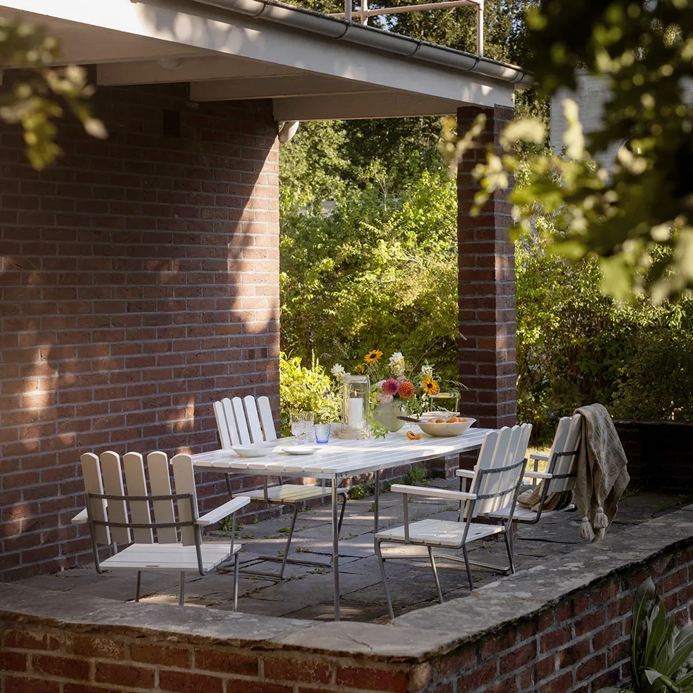 A2 Sessel Eiche weiß lackiert / Gestell feuerverzinkt