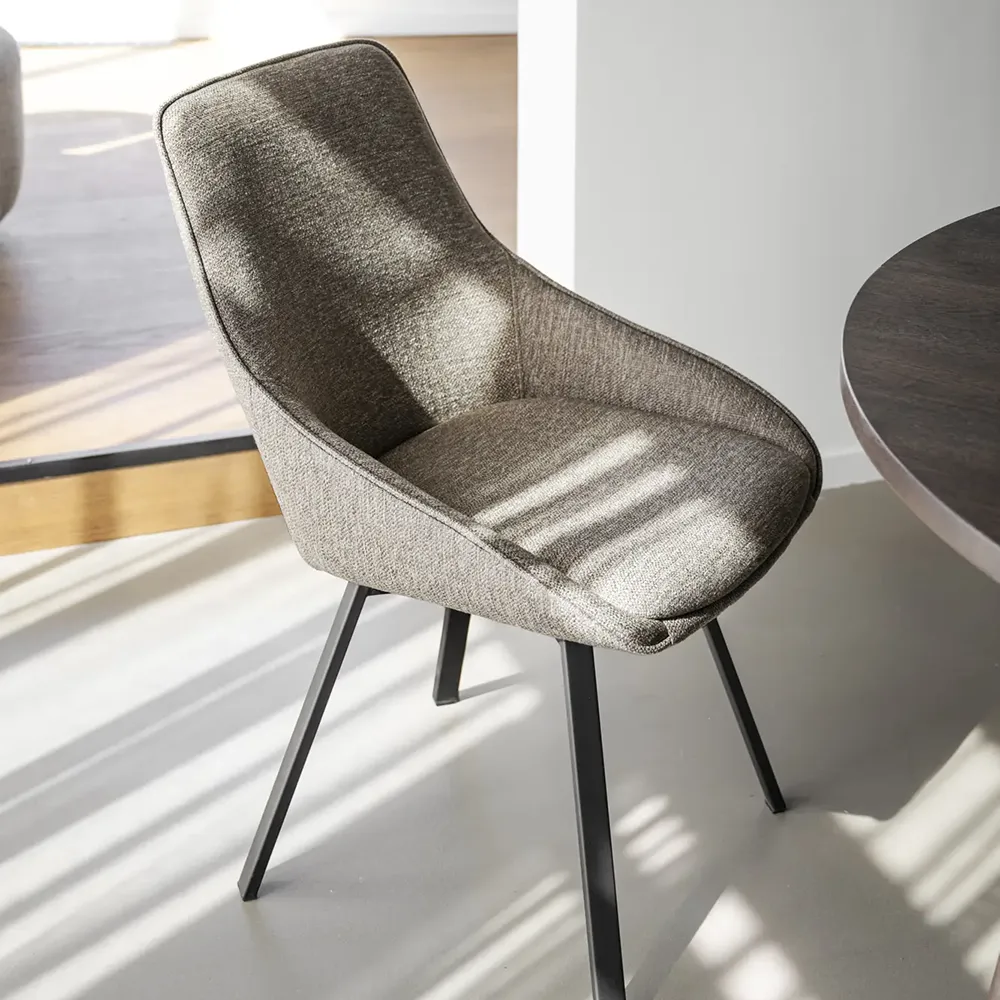 Alison Esszimmerstuhl dunkelbeiger stoff/schwarze metallbeine