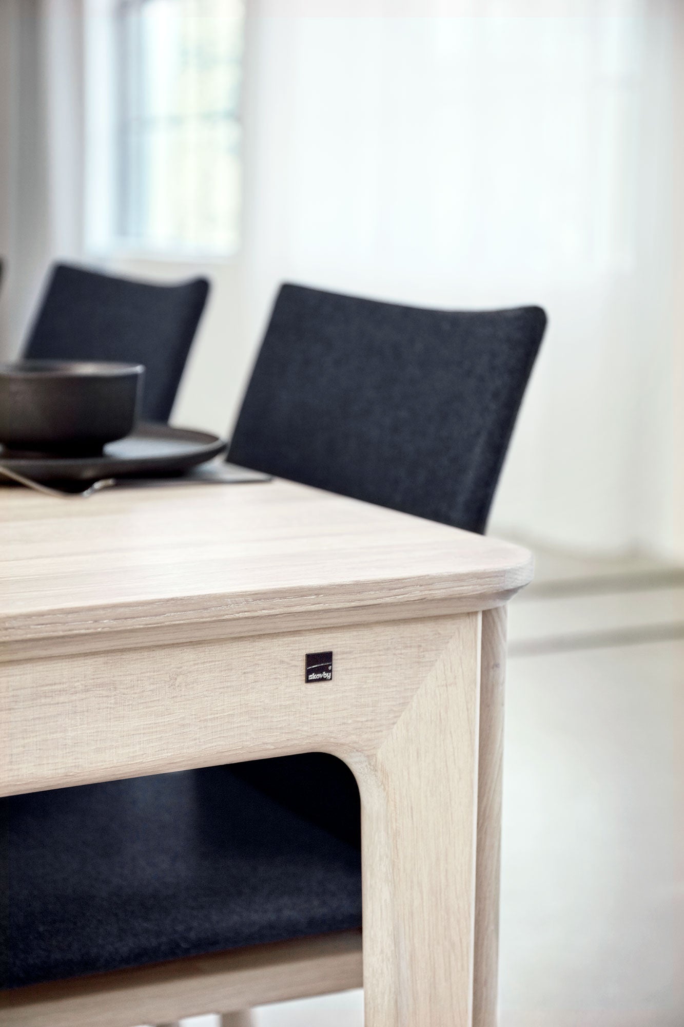 Sm27 Tisch Nussbaum Lack