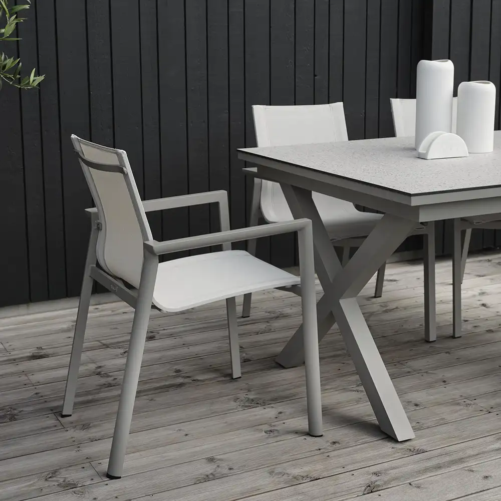 Delia Stapelstuhl khaki/textilene