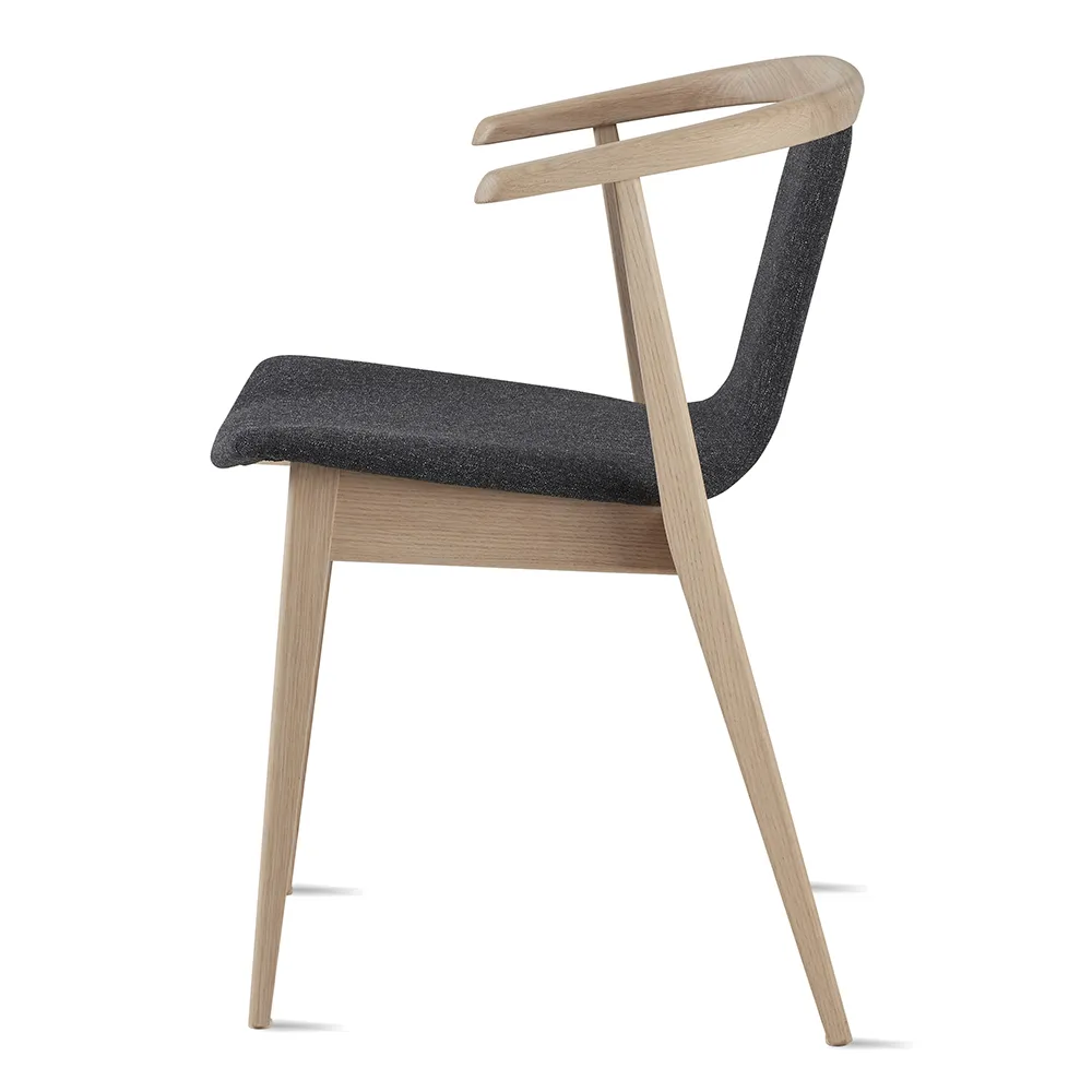 SM820 Esszimmerstuhl mit Stoff der Kategorie 1